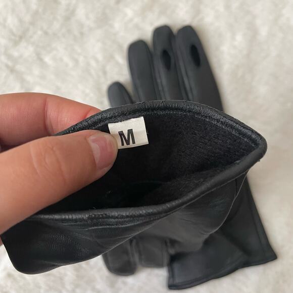 Black Leather Phone Touch Gloves Size Medium - Picture 3 of 6